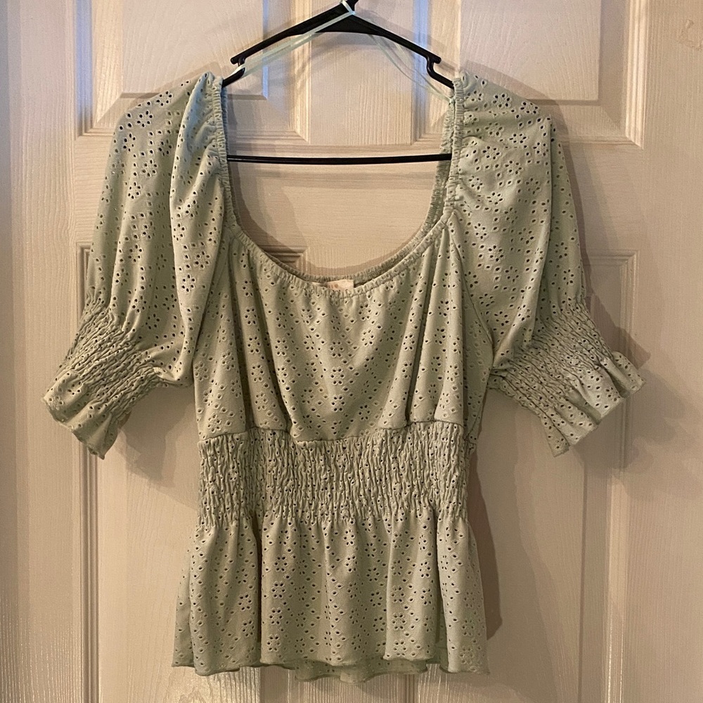 URBAN Romantics Eyelet Smocked Blouse - Mint Green - Picture 3 of 9